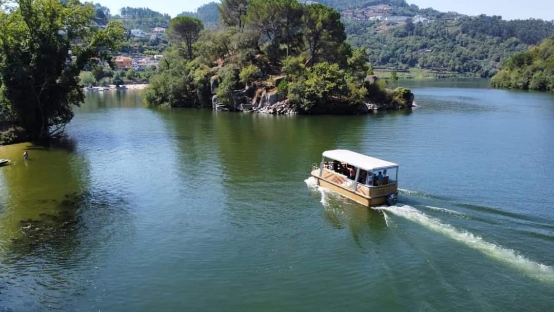 Burguesinha Al Entre-Os-Rios Daire Dış mekan fotoğraf