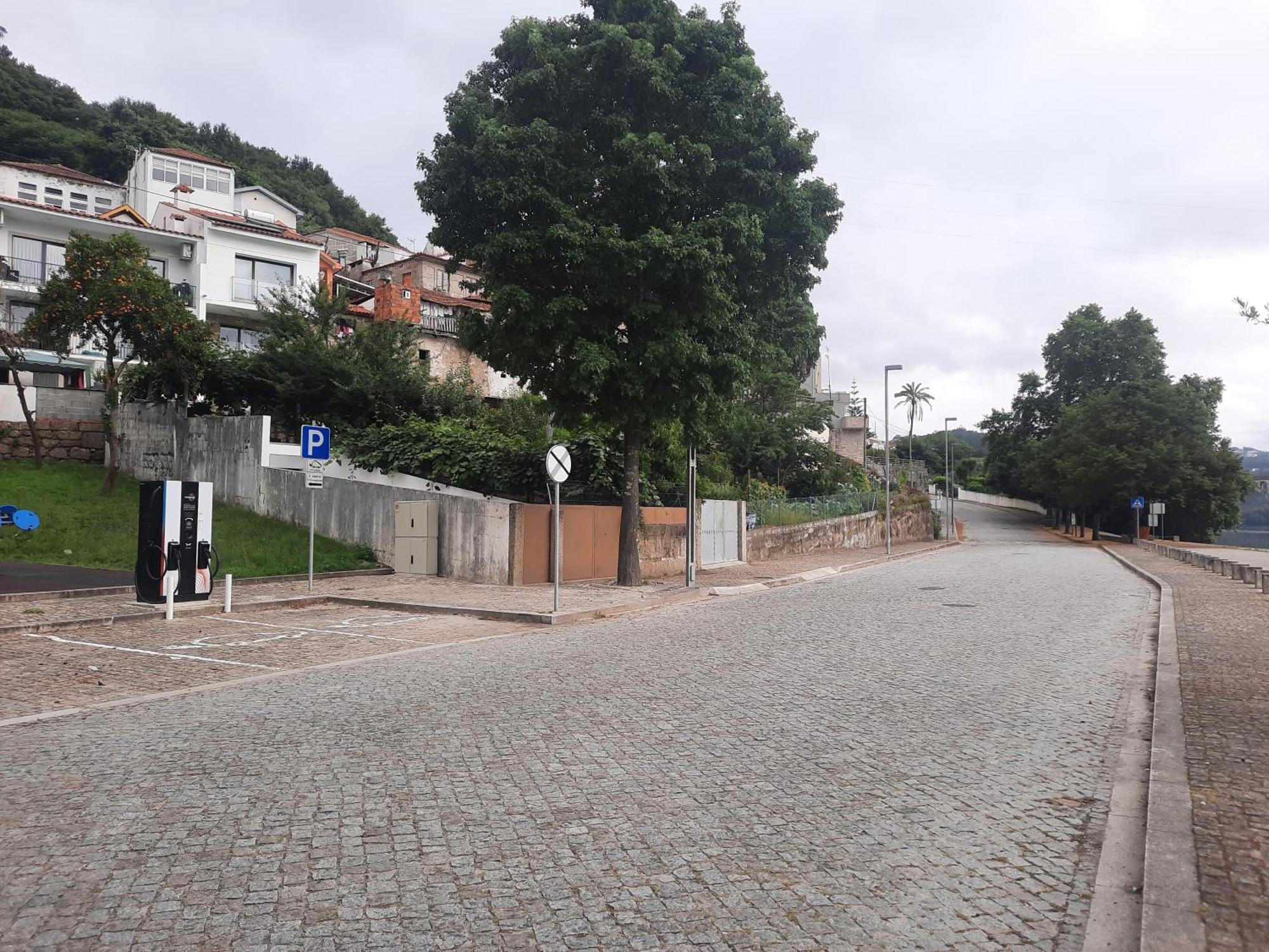 Burguesinha Al Entre-Os-Rios Daire Dış mekan fotoğraf
